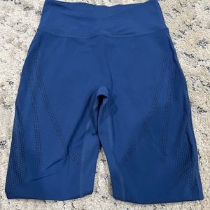 Alphalete leggings, blue, size 4